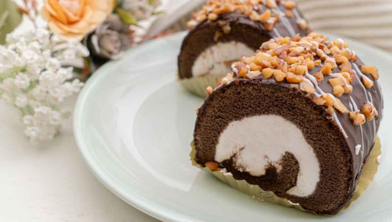 Chocolate Swiss Roll Cake Recipe