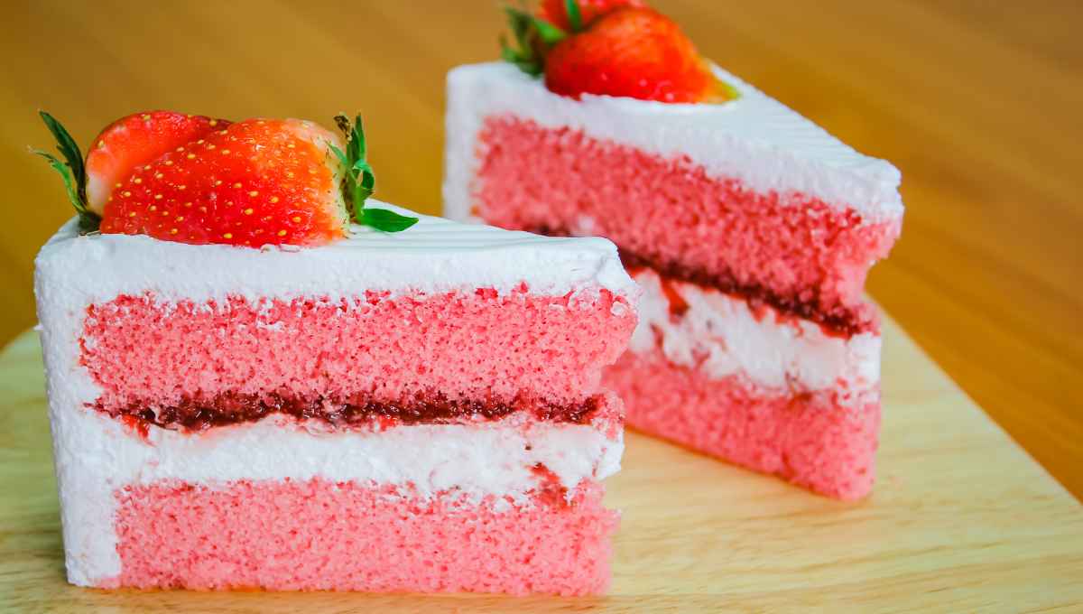 Strawberry cake